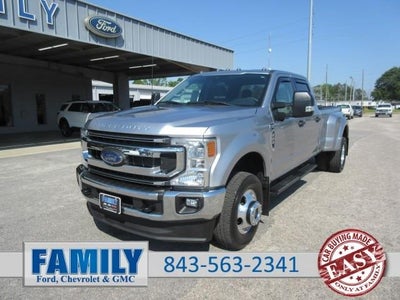 2022 Ford F-350 Super Duty 4X4 King Ranch 4DR Crew Cab 8 FT. LB DRW Pickup