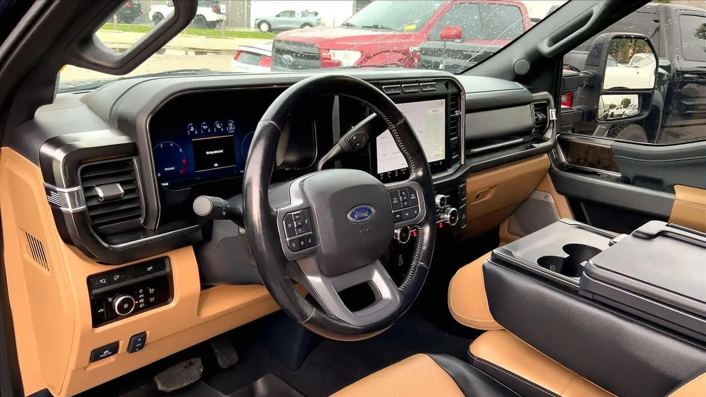 2023 Ford F-350 Super Duty King Ranch