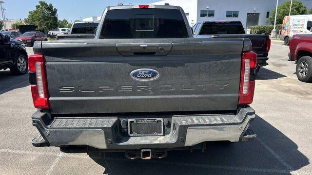 2023 Ford F-350 Super Duty Platinum
