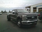 2025 F-350 Super Duty Thumbnail 2