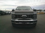 2025 F-350 Super Duty Thumbnail 3