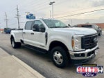 2025 F-350 Super Duty Thumbnail 3