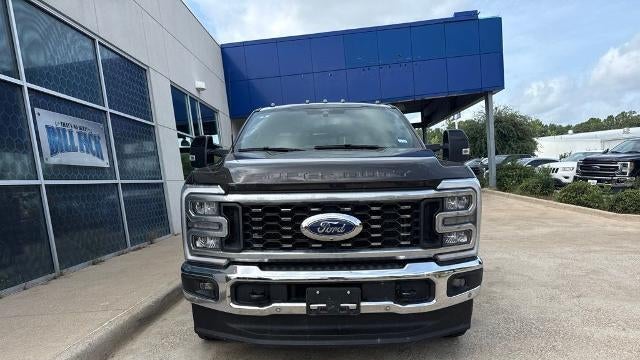 2025 Ford F-350 Super Duty Platinum