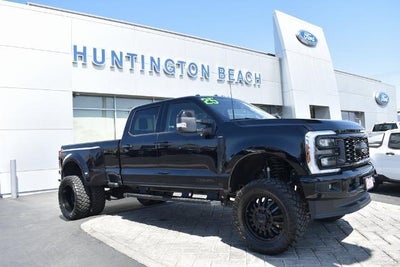 Photo of a 2025 Ford F-350 Super Duty 4X4 Lariat 4DR Crew Cab 8 FT. LB DRW Pickup for sale