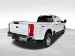 2025 F-350 Super Duty Thumbnail 3