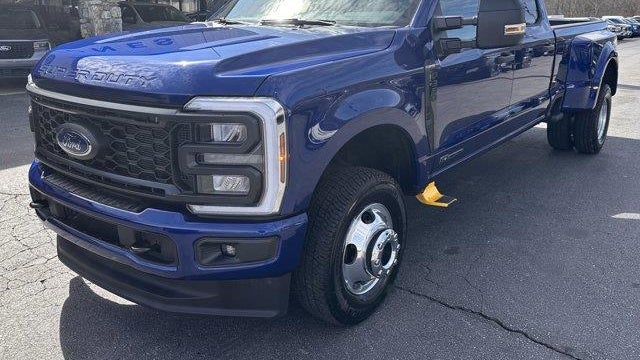 2026 Ford F-350 Super Duty XLT