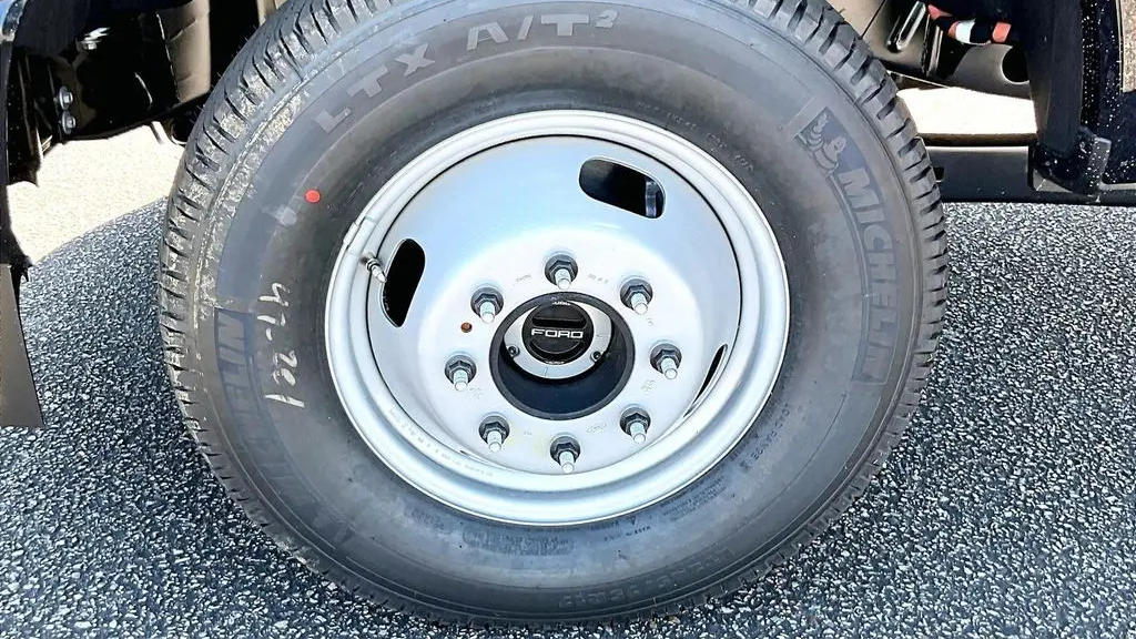 2026 Ford F-350 Super Duty XL