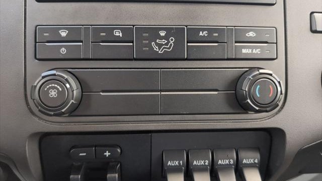 2015 Ford F-350 Super Duty XL