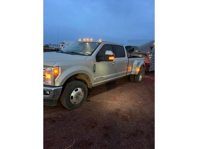 2018 Ford F-350 Super Duty 4X4 Lariat 4DR Crew Cab 8 FT. LB DRW Pickup