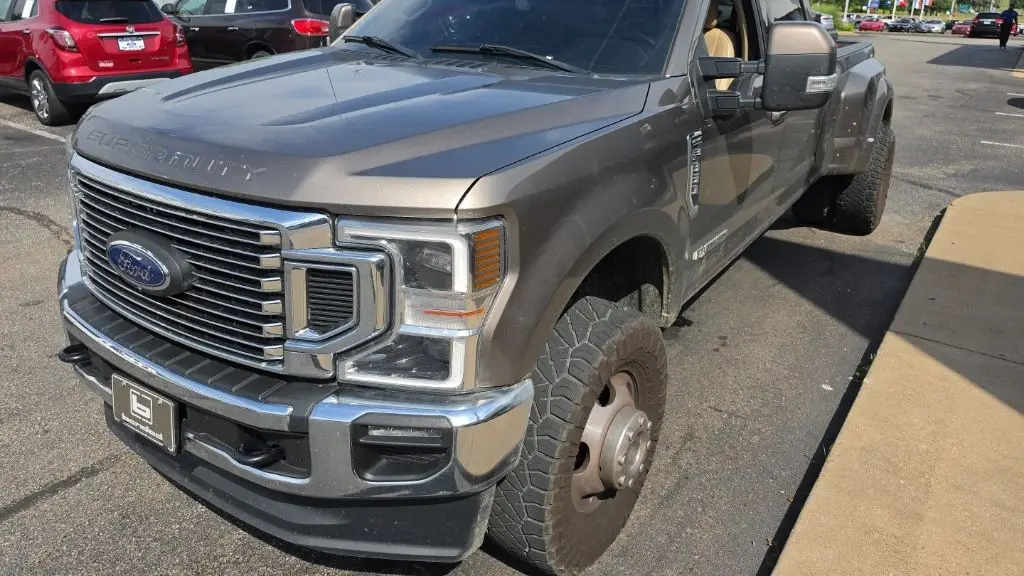 2021 Ford F-350 Super Duty Lariat