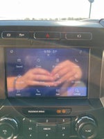 2022 F-350 Super Duty Thumbnail 26