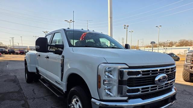 2025 Ford F-350 Super Duty King Ranch