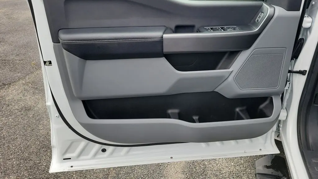 2026 Ford F-350 Super Duty XLT
