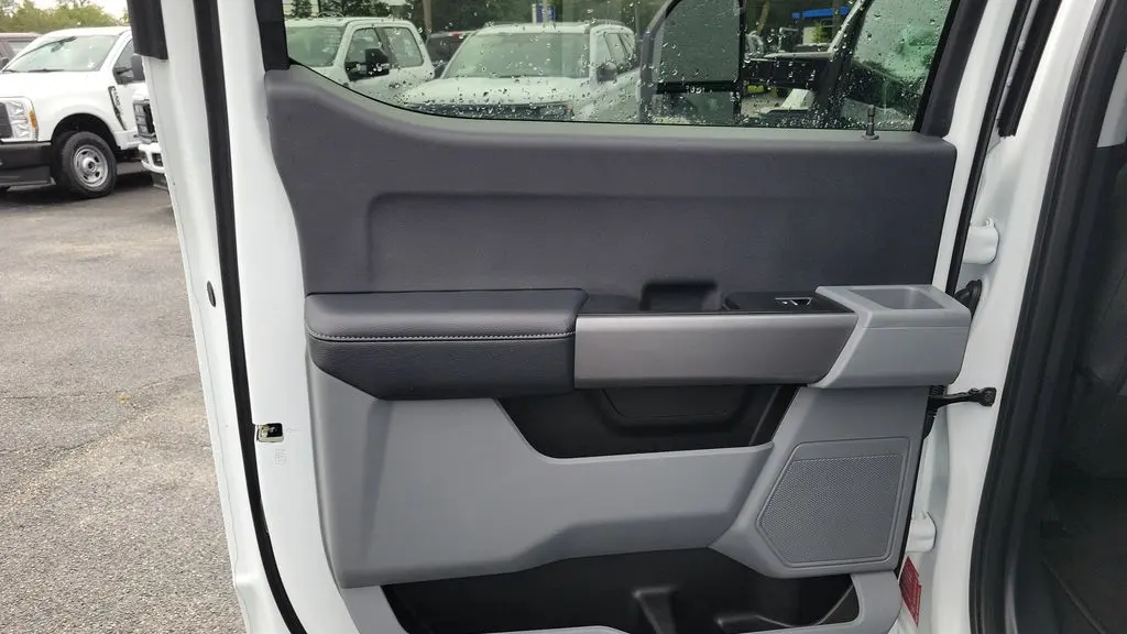 2026 Ford F-350 Super Duty XLT