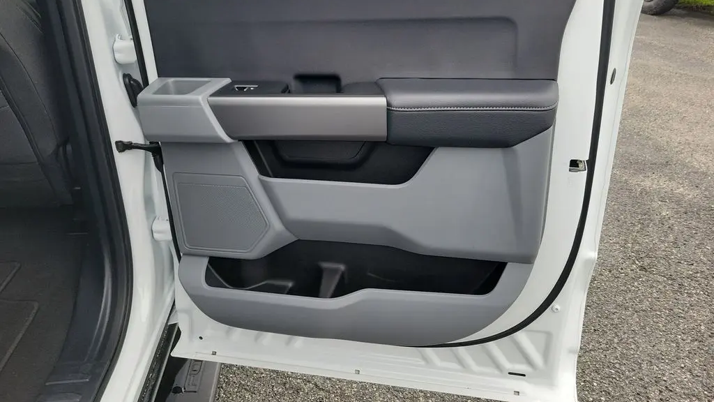 2026 Ford F-350 Super Duty XLT
