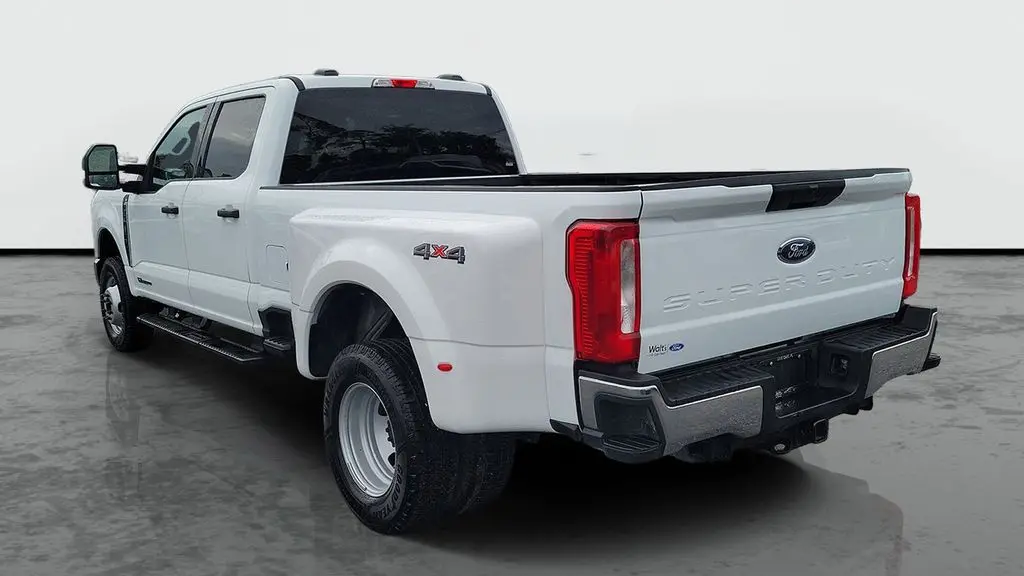 2026 Ford F-350 Super Duty XLT