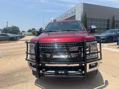 2019 Ford F-350 Super Duty 4X4 Lariat 4DR Crew Cab 8 FT. LB DRW Pickup
