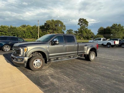 2019 Ford F-350 Super Duty 4X4 Lariat 4DR Crew Cab 8 FT. LB DRW Pickup