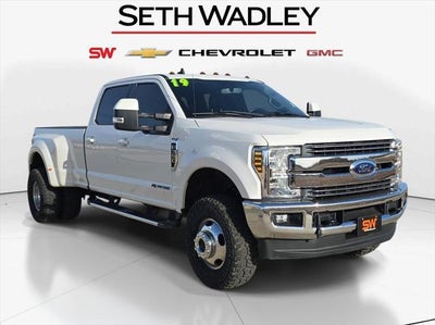 2019 Ford F-350 Super Duty 4X4 Lariat 4DR Crew Cab 8 FT. LB DRW Pickup