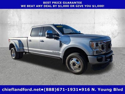 2022 Ford F-350 Super Duty 4X4 King Ranch 4DR Crew Cab 8 FT. LB DRW Pickup