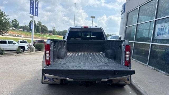 2022 Ford F-350 Super Duty Platinum