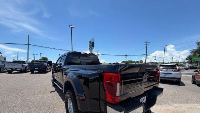 2022 Ford F-350 Super Duty Lariat