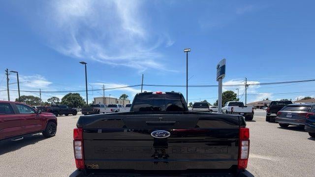 2022 Ford F-350 Super Duty Lariat
