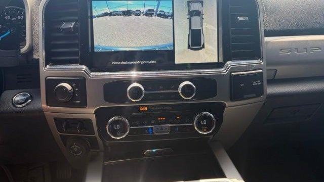 2022 Ford F-350 Super Duty Lariat