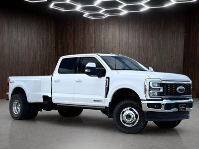2023 Ford F-350 Super Duty 4X4 Lariat 4DR Crew Cab 8 FT. LB DRW Pickup