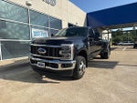 2024 F-350 Super Duty Thumbnail 4
