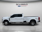 2025 F-350 Super Duty Thumbnail 4
