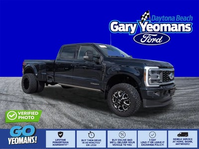 2025 Ford F-350 Super Duty 4X4 King Ranch 4DR Crew Cab 8 FT. LB DRW Pickup