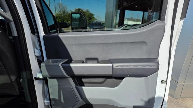 2025 Ford F-350 Super Duty Platinum