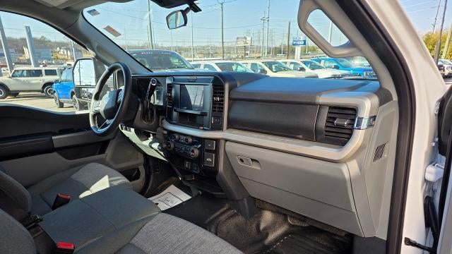 2025 Ford F-350 Super Duty Platinum