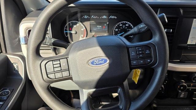 2025 Ford F-350 Super Duty Platinum