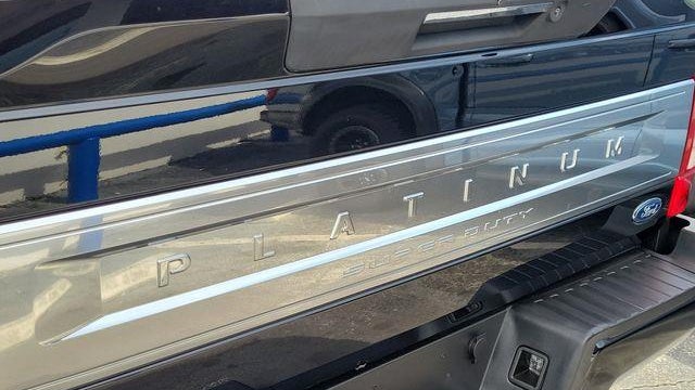 2022 Ford F-350 Super Duty Platinum