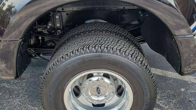 2022 Ford F-350 Super Duty Platinum