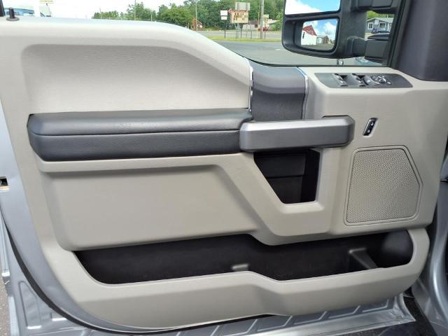 2022 Ford F-350 - $48,300