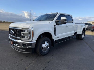 2023 Ford F-350 Super Duty 4X4 Lariat 4DR Crew Cab 8 FT. LB DRW Pickup