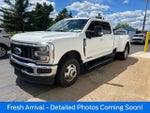 2024 F-350 Super Duty Thumbnail 6