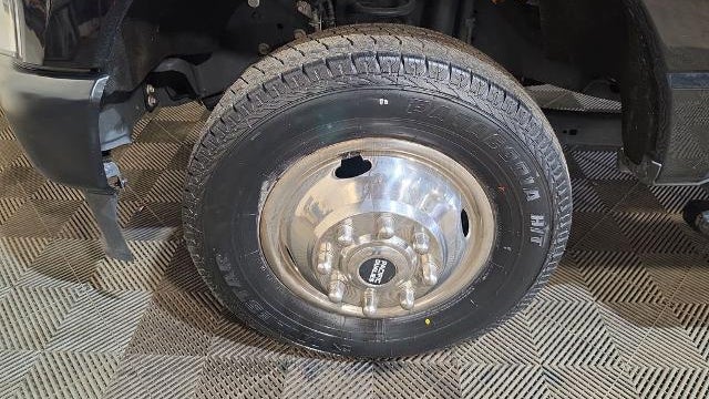 2025 Ford F-350 Super Duty Platinum