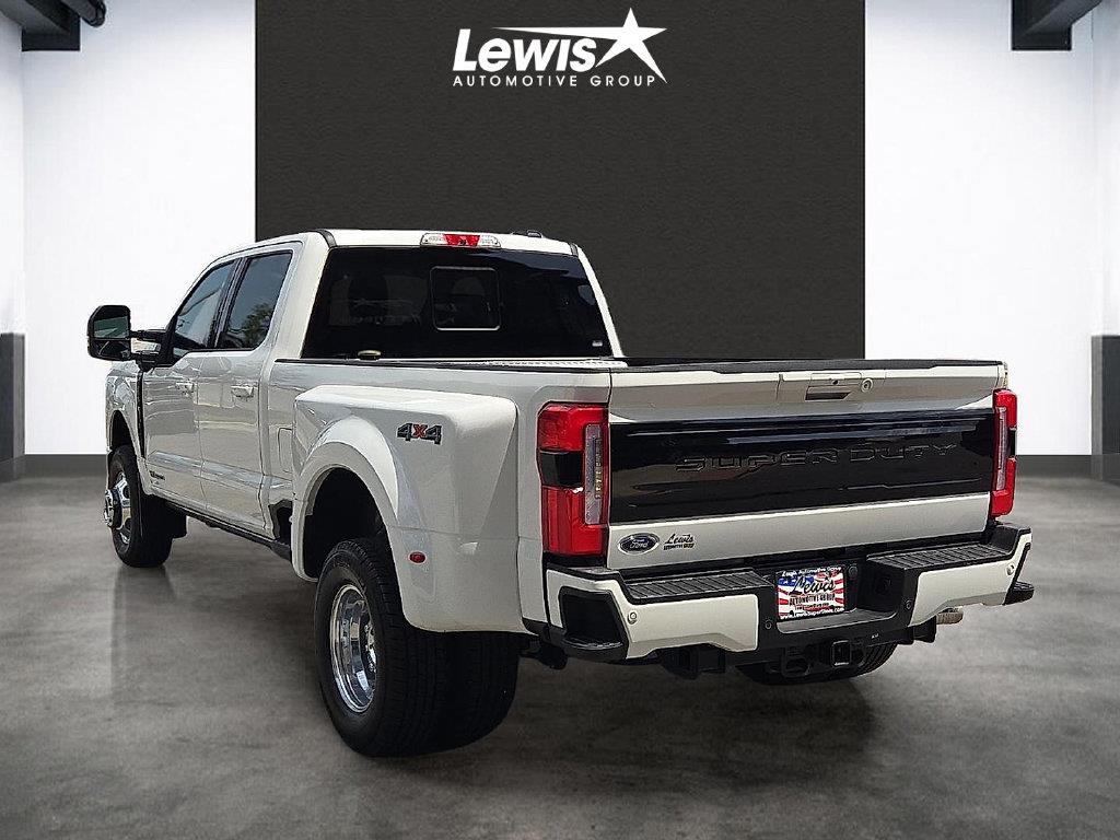 2026 Ford F-350 - $92,657