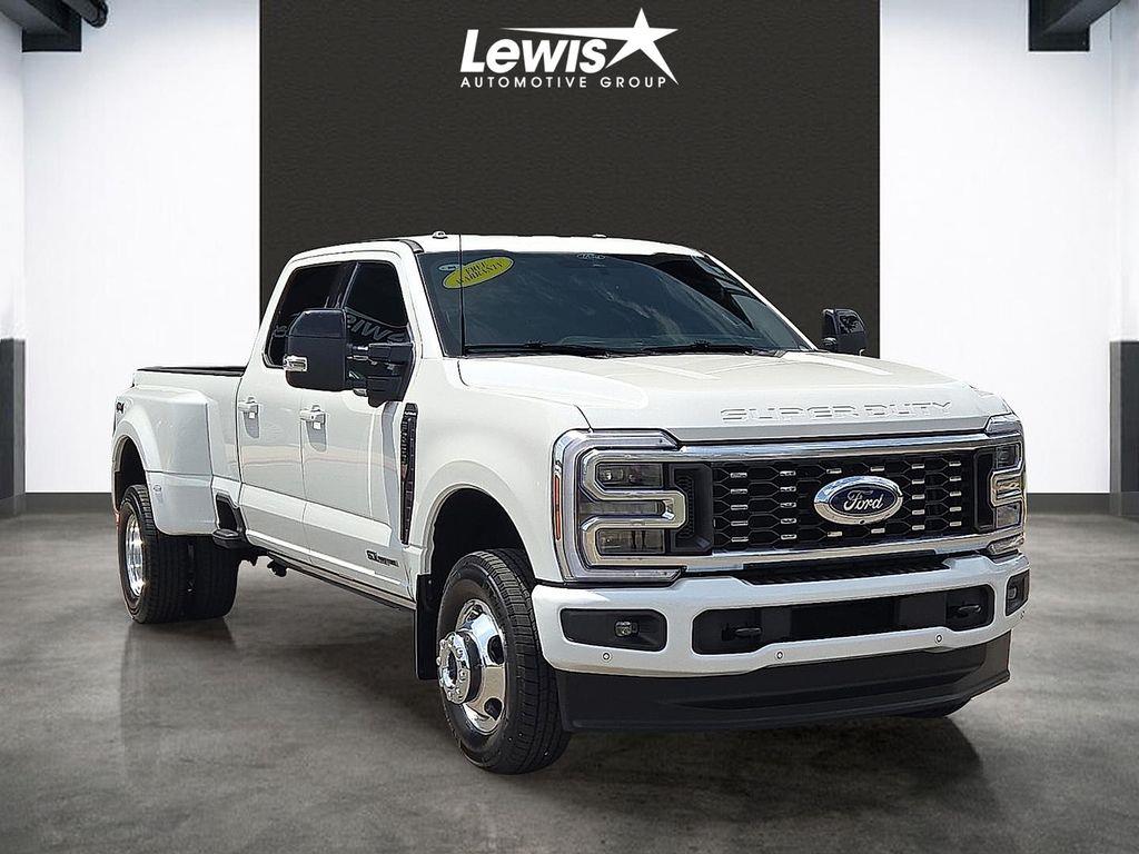 2026 Ford F-350 - $92,657