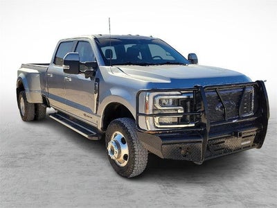 2023 Ford F-350 Super Duty 4X4 Lariat 4DR Crew Cab 8 FT. LB DRW Pickup