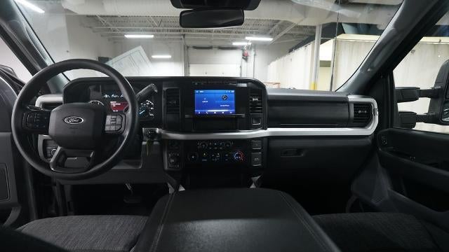 2023 Ford F-350 Super Duty Platinum