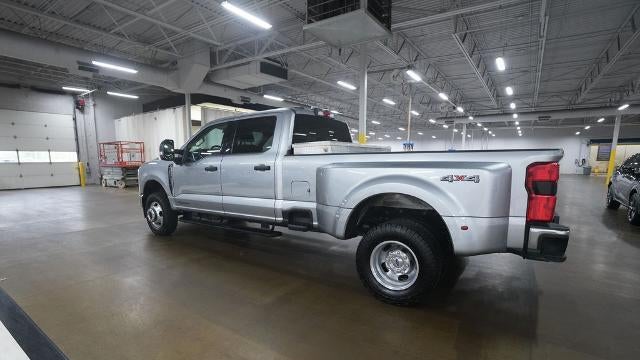 2023 Ford F-350 Super Duty Platinum