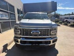2023 F-350 Super Duty Thumbnail 3