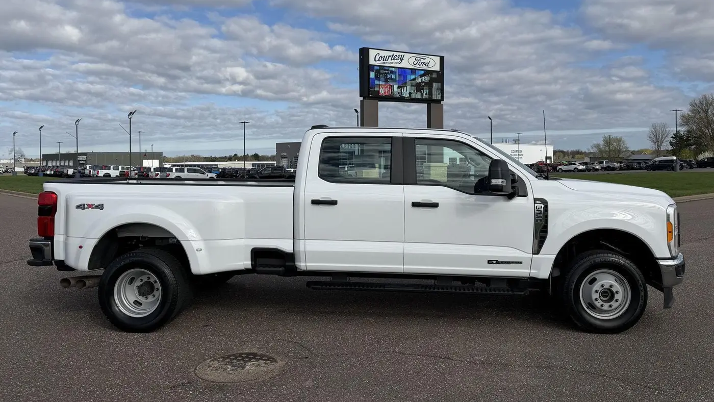 Preowned 2023 Ford F-350 Super Duty King Ranch for Sale