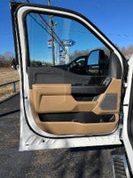 2025 F-350 Super Duty Thumbnail 4