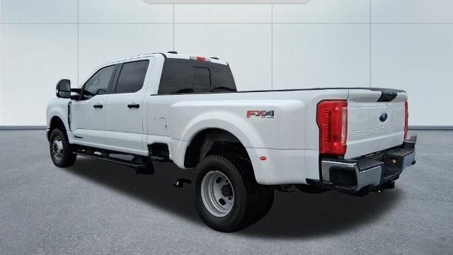 2025 Ford F-350 Super Duty King Ranch